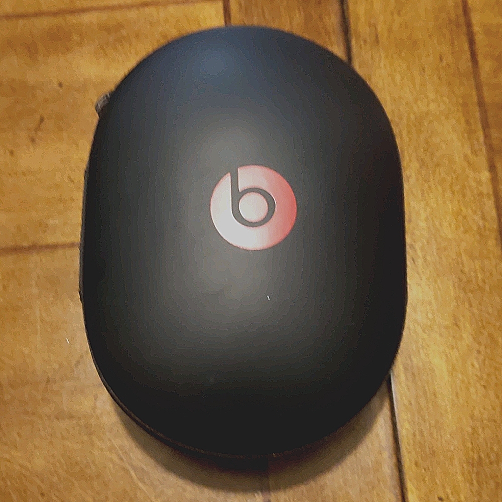 Beats solo 1